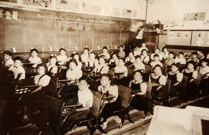 residential-school-canadian-press.jpg