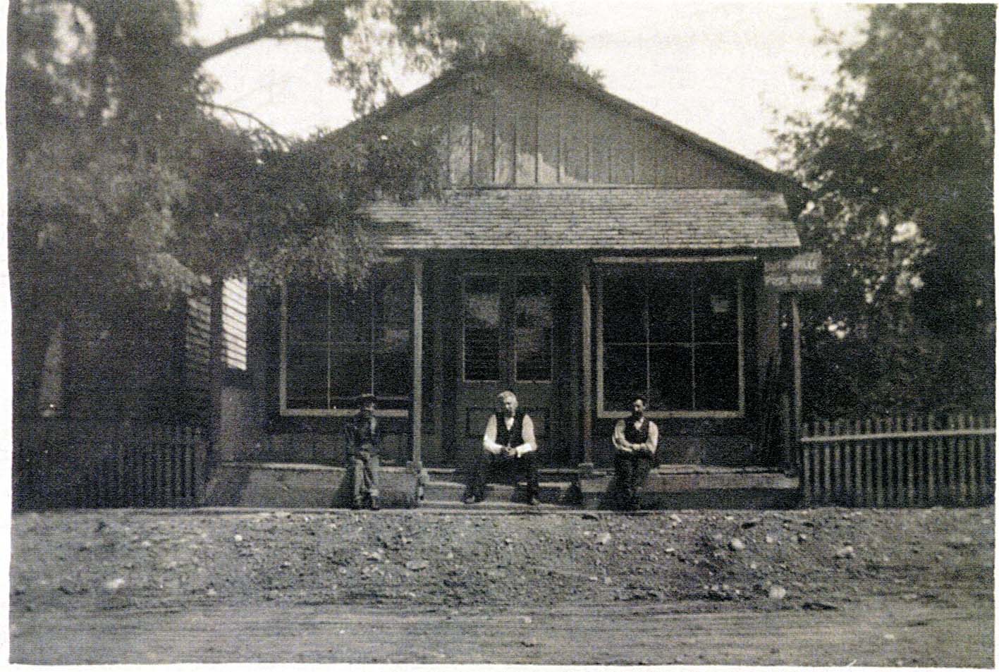 Buttonville General Store001.jpg